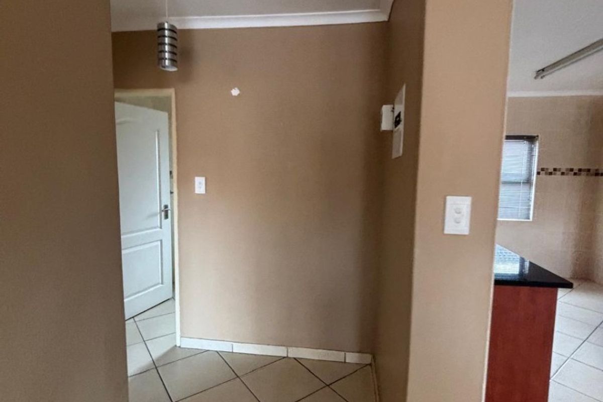 For Sale in Secunda - Photo 5