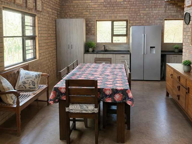 Versatile Family Home with Loft and Private Flatlet - Photo 8