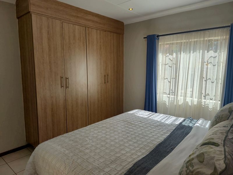 3 Bedroom Simplex Townhouse For Sale in Mooikloof Ridge Pretoria - Photo 10