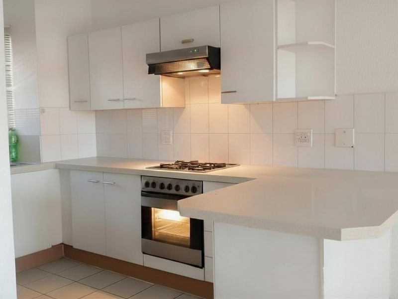 3 Bed Apartment To Rent in Primrose Hill, Germiston R9500 - Photo 2