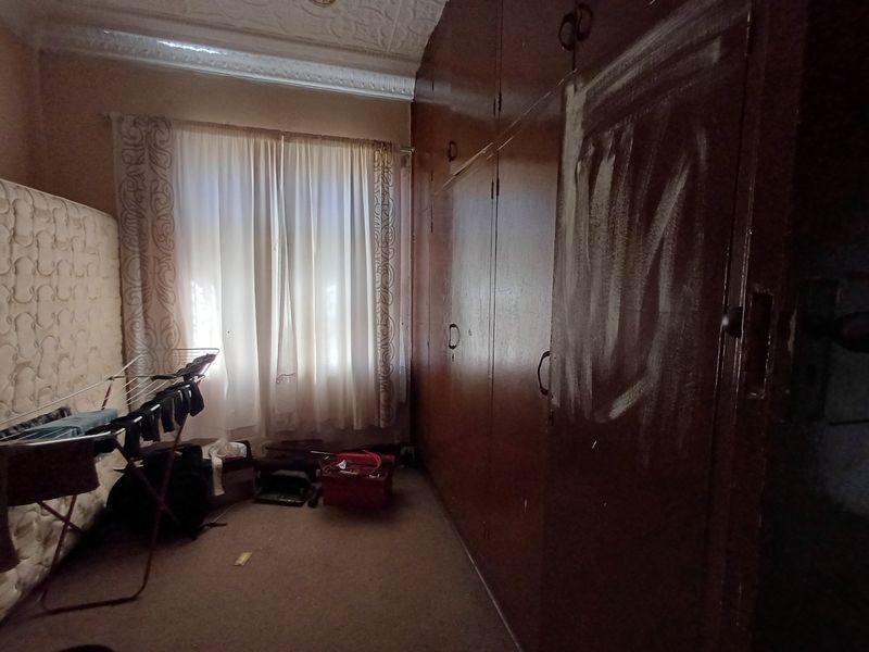 Investment Opportunity with Multiple Income-Generating Dwellings - Photo 8
