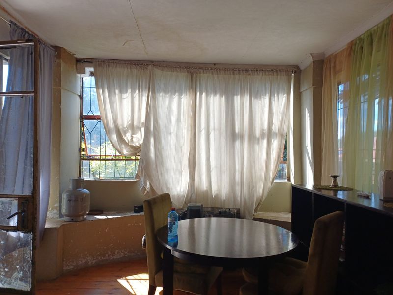 Investment Opportunity with Multiple Income-Generating Dwellings - Photo 4