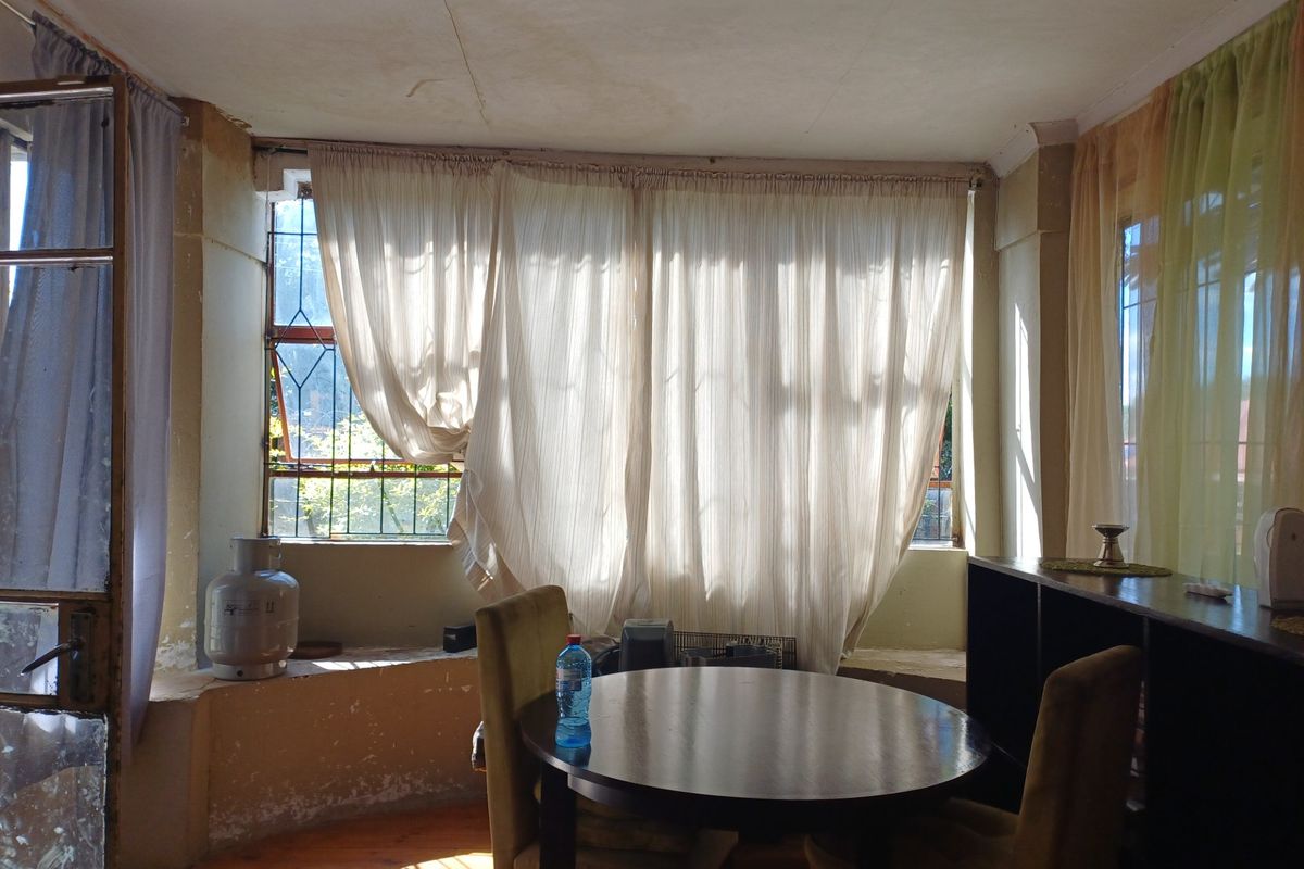 Investment Opportunity with Multiple Income-Generating Dwellings - Photo 4