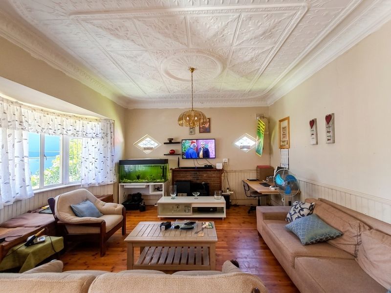 Investment Opportunity with Multiple Income-Generating Dwellings - Photo 2