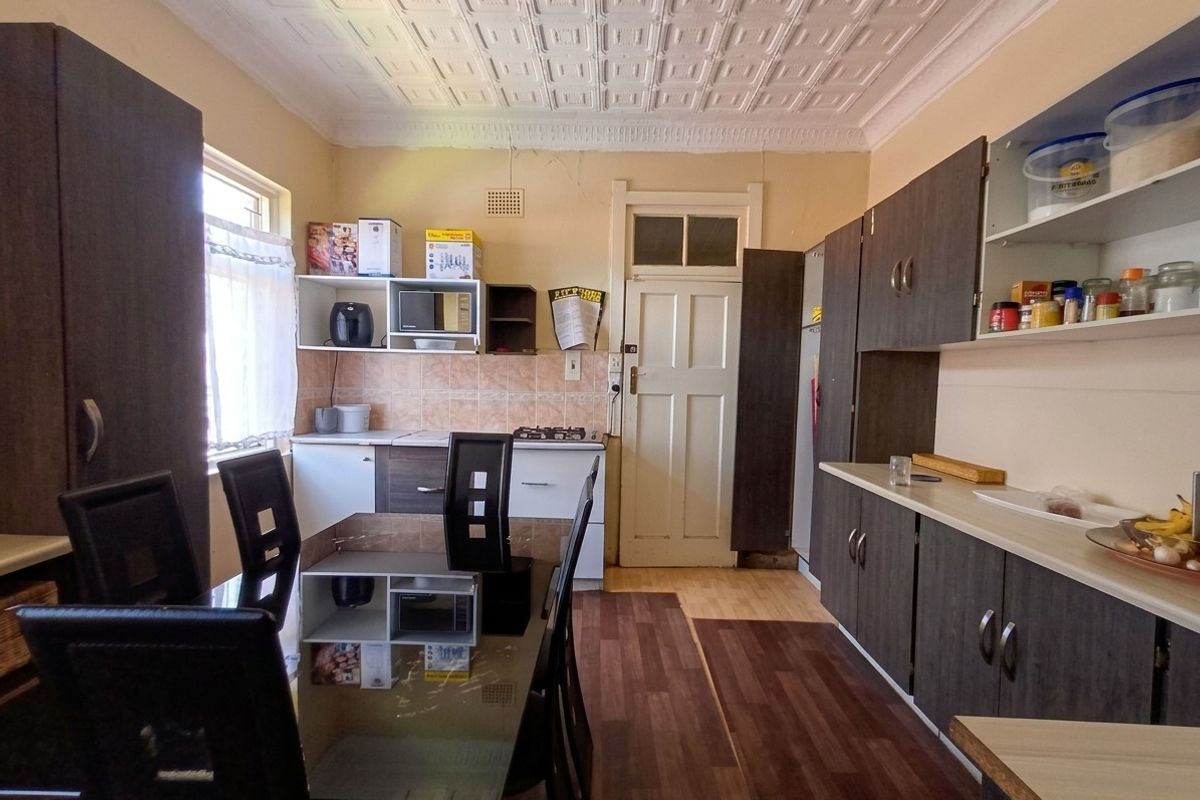 Investment Opportunity with Multiple Income-Generating Dwellings - Photo 3