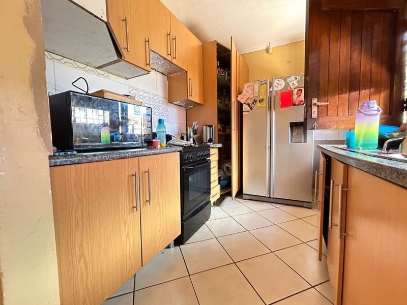 Comfortable 3 Bedroom Family Home for Rent - Photo 4