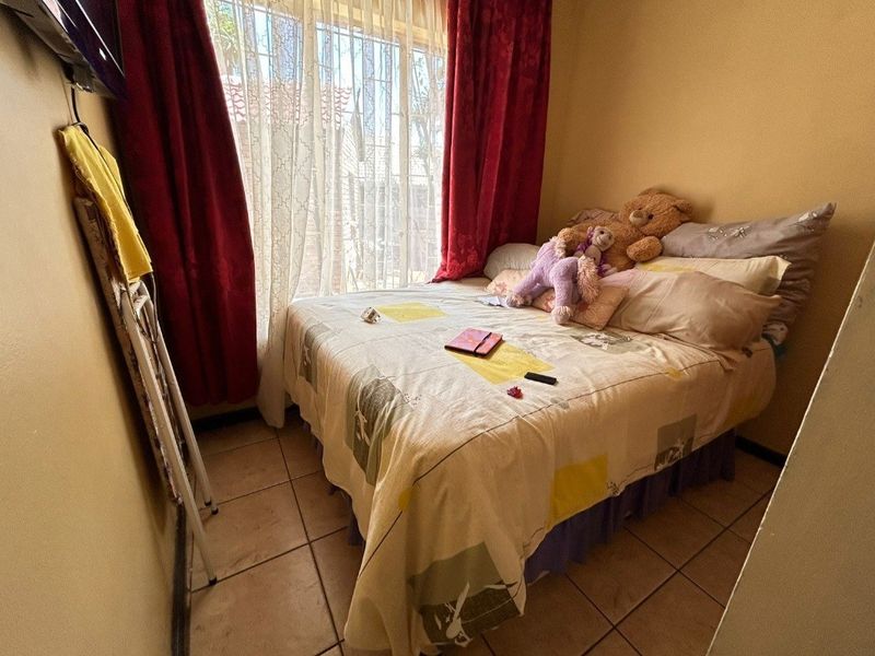 Comfortable 3 Bedroom Family Home for Rent - Photo 8