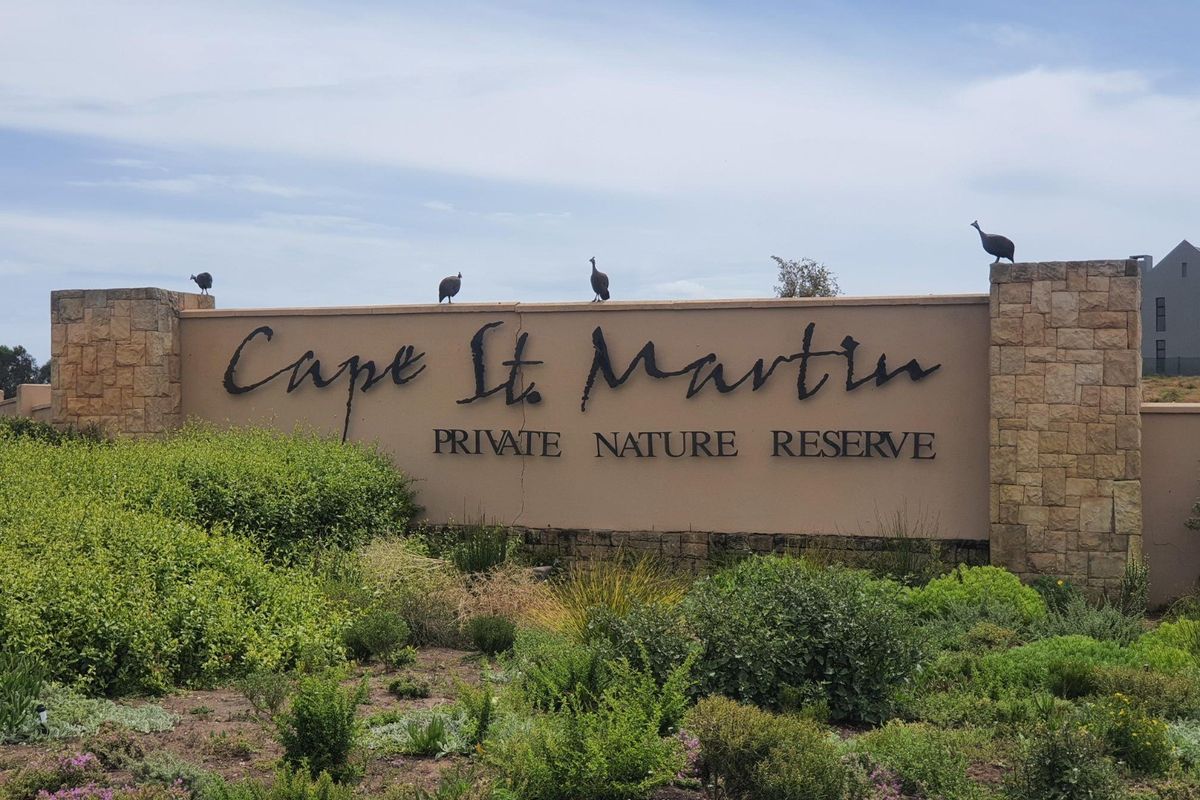 UNTAMED COASTAL LUXURY - Photo 4