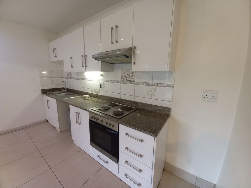 Affordable Modern and Convenient Gateway Apartment - Photo 7