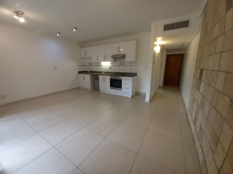 Affordable Modern and Convenient Gateway Apartment - Photo 6