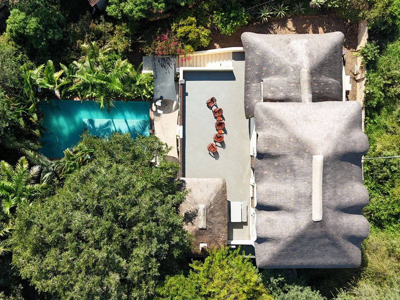 Prestigious 11-Bedroom Luxury Investment in the Gateway to Kruger National Park - Photo 1