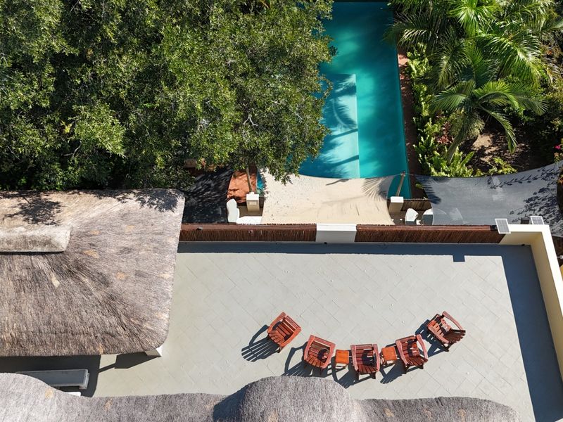 Prestigious 11-Bedroom Luxury Investment in the Gateway to Kruger National Park - Photo 5