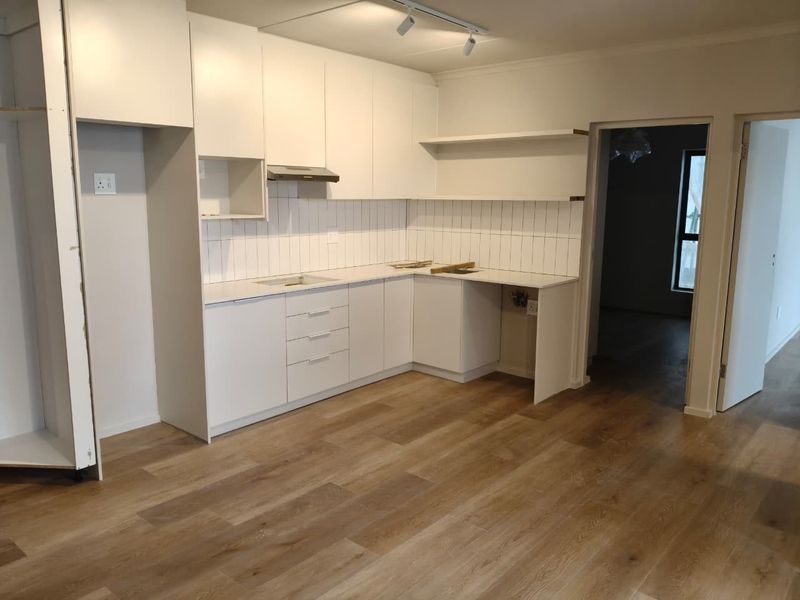 Stunning Brand new 2 Bedroom unit - Photo 6