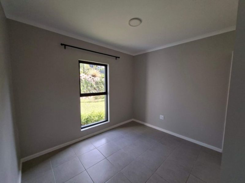 Comfort Living Apartment To Rent in Waterfall, KwaZulu Natal - Photo 6