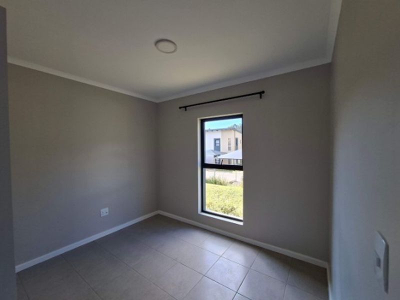 Comfort Living Apartment To Rent in Waterfall, KwaZulu Natal - Photo 4
