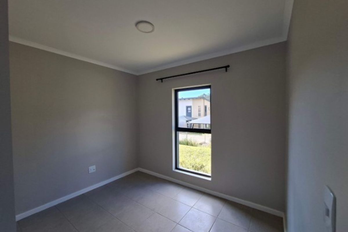 Comfort Living Apartment To Rent in Waterfall, KwaZulu Natal - Photo 4