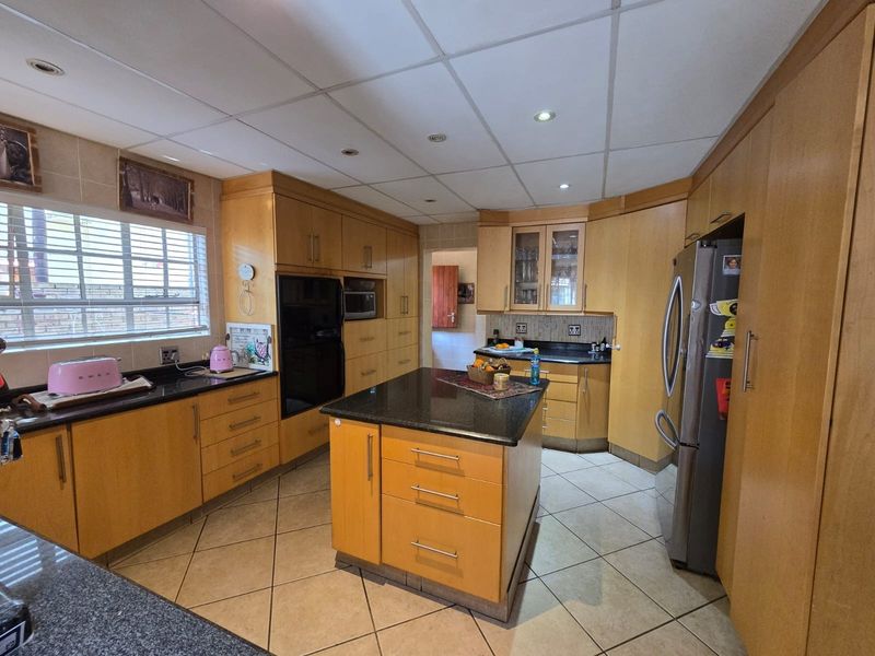 House For Sale in Montana Park, Pretoria - Photo 8
