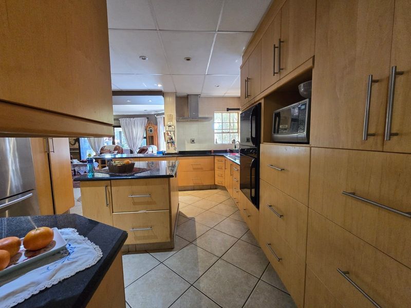 House For Sale in Montana Park, Pretoria - Photo 10