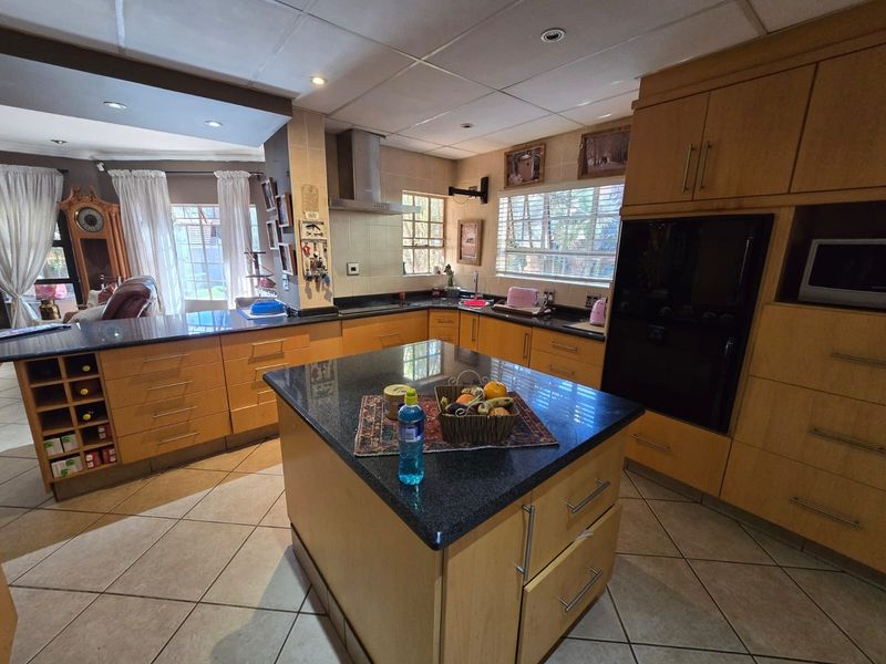 House For Sale in Montana Park, Pretoria - Photo 9