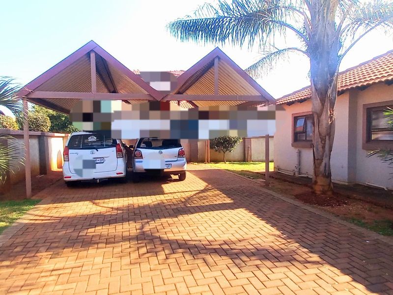 Modern Perfect family home available for sale - Photo 2