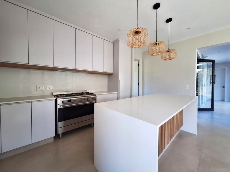 4 Bed 4.5 Bath Contemporary Sustainable Home  in Elaleni Coastal Forest Estate - Photo 9