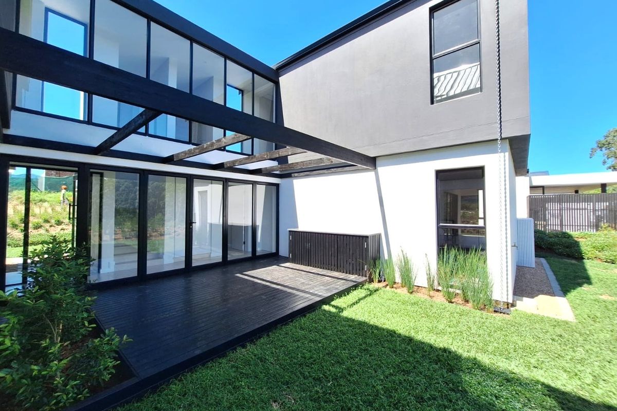 4 Bed 4.5 Bath Contemporary Sustainable Home  in Elaleni Coastal Forest Estate - Photo 2