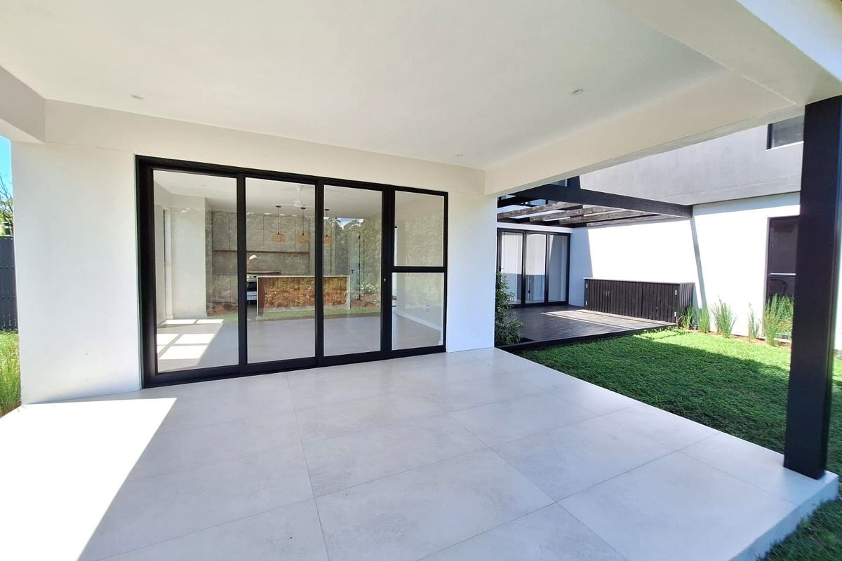 4 Bed 4.5 Bath Contemporary Sustainable Home  in Elaleni Coastal Forest Estate - Photo 4