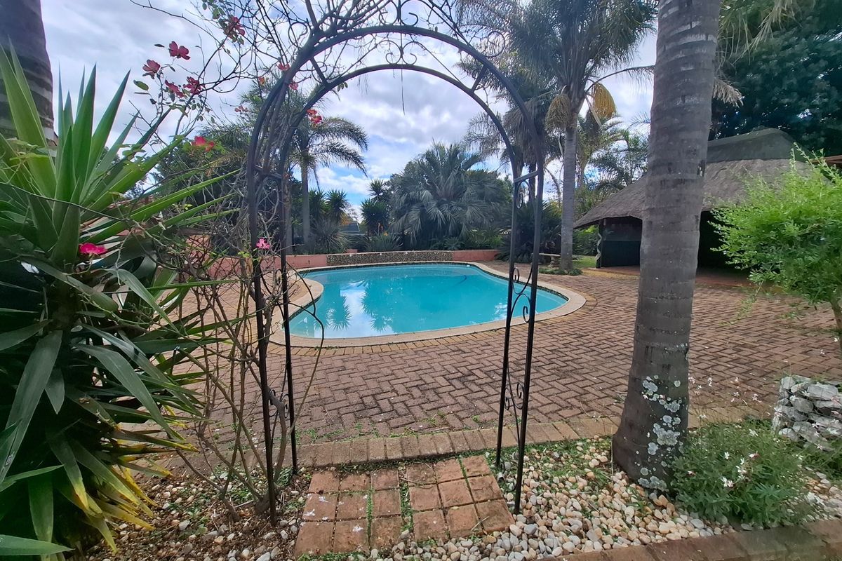 Packed with potential - priced to sell fast! - Photo 4