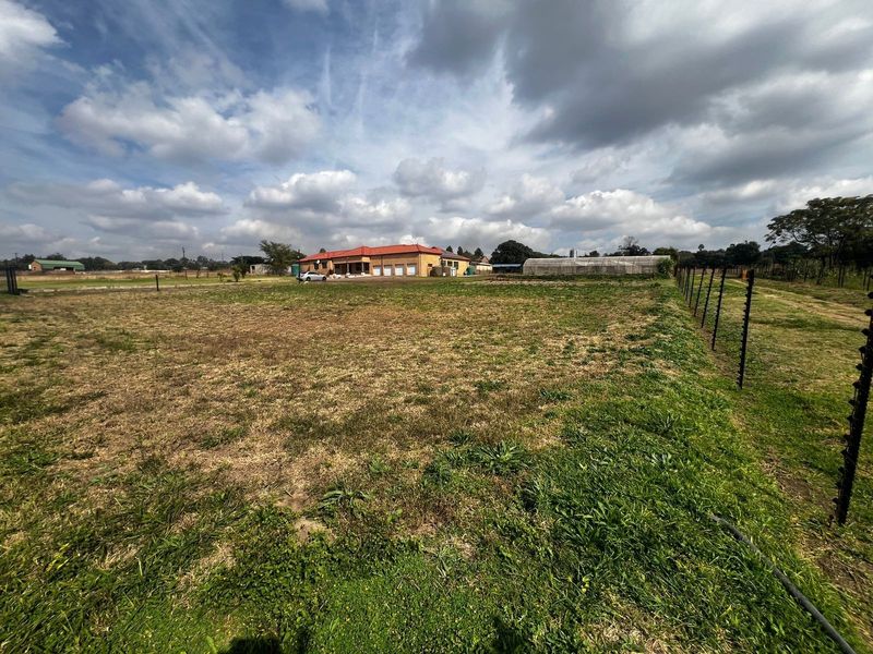 4 Bedroom House For Sale in Mnandi Centurion - Photo 7