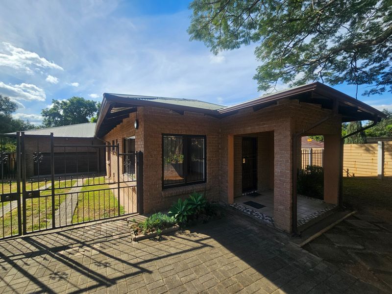 Your Perfect Family Home Awaits. - Photo 1