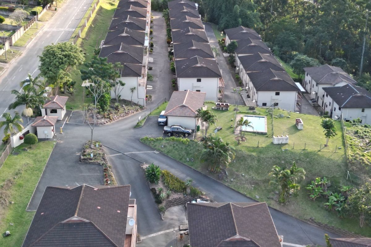 3 Bedroom Townhouse for Sale in Paradise Valley, Pinetown, KwaZulu Natal - Photo 3