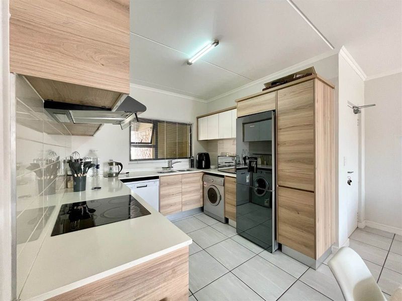 2 Bedroom, 2 Bathroom Apartment for Rent - Kikuyu Lifestyle Estate, Waterfall - Photo 4