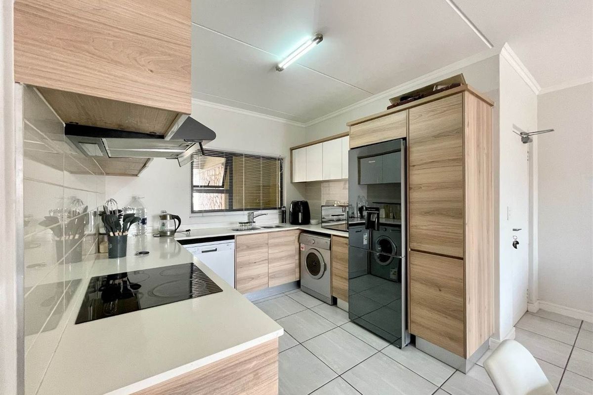 2 Bedroom, 2 Bathroom Apartment for Rent - Kikuyu Lifestyle Estate, Waterfall - Photo 4