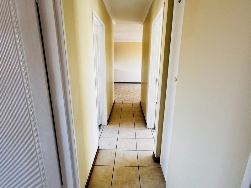 3-bedroom ,2 Bathroom apartment for rent in Carlswald - Photo 7