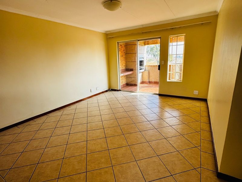 3-bedroom ,2 Bathroom apartment for rent in Carlswald - Photo 5