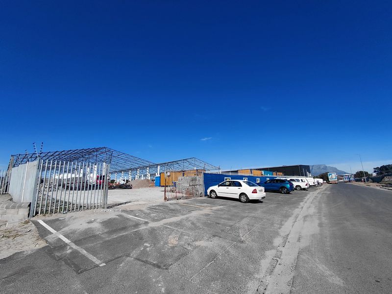Brand new 4 422sqm Industrial Property To Rent in Montague Gardens Industrial Hub. - Photo 9
