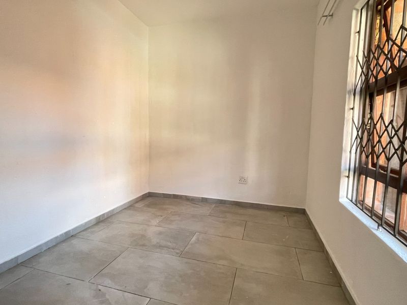 Apartment For Sale in Amorosa, Roodepoort - Photo 10
