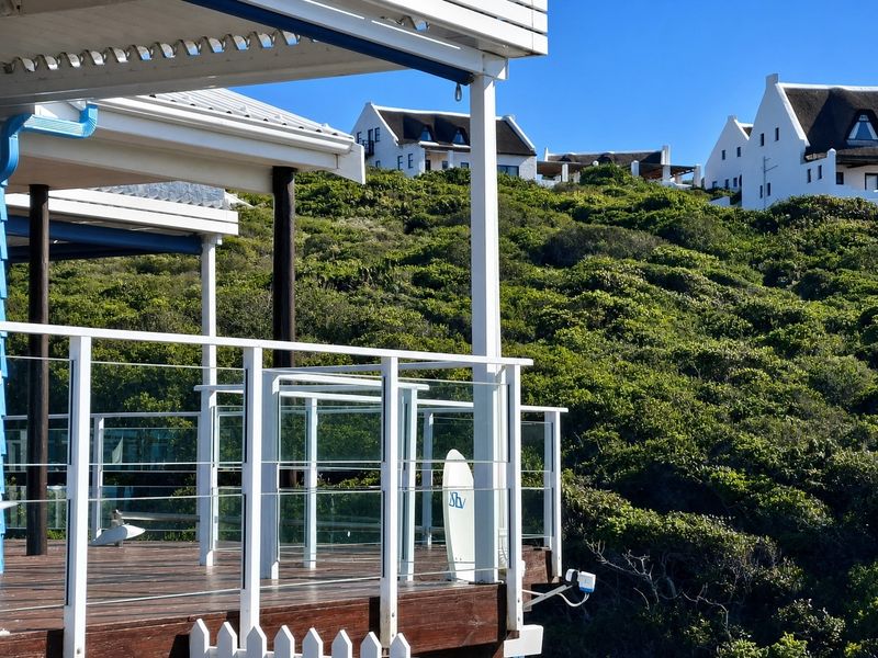 Landmark Coastal Home with Spectacular Views - Photo 2