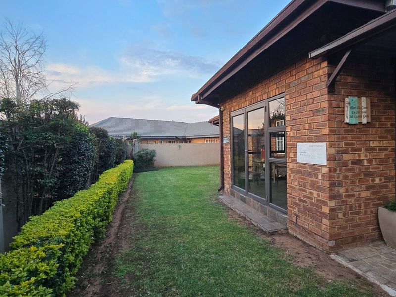 Exclusive Mandate - Move in ready gem... - Photo 2