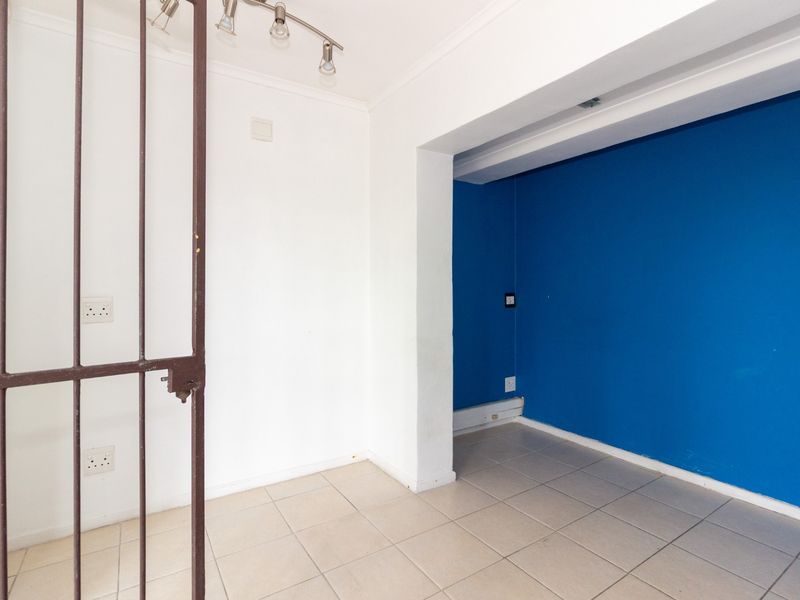Self Contained Office Suite with Private Parking at 87 Heugh Road, Walmer | 65 sqm - Photo 4