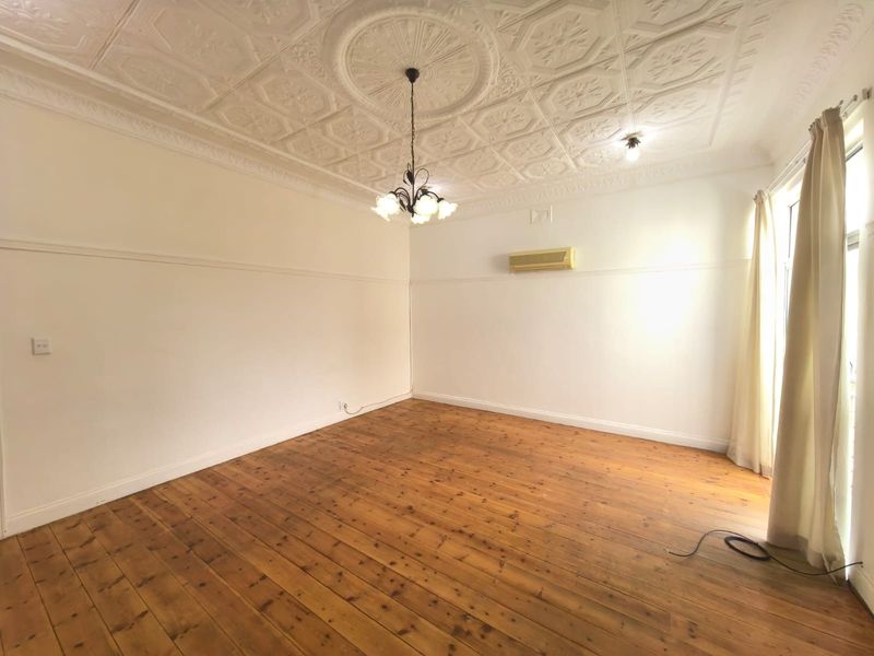 Welcome Home: The Perfect Blend of Comfort, Space, and Security in Beaconsfield, Kimberley - Photo 3