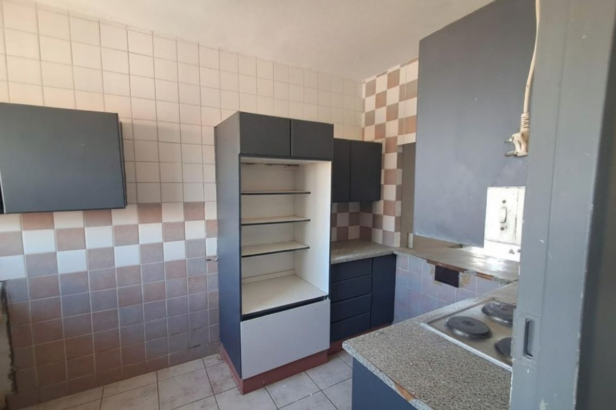 2-Bedroom Apartment with Balcony and Comfortable Living Space - Photo 3