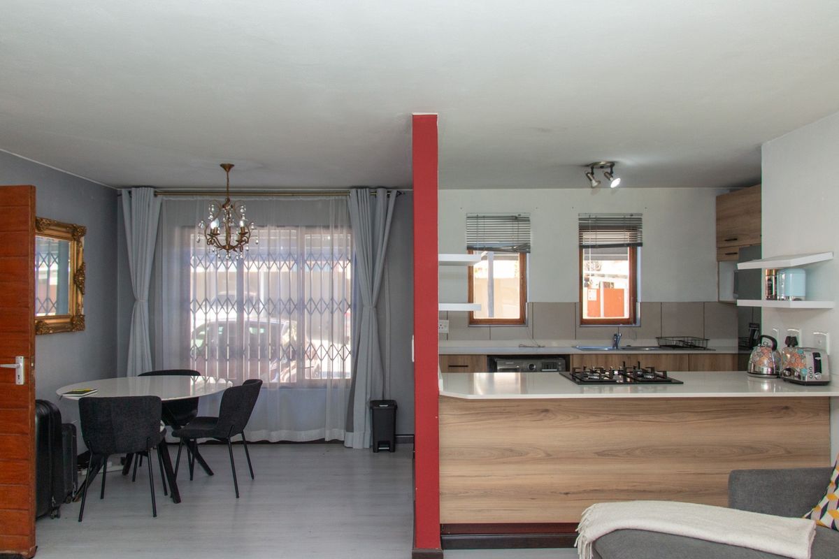 Duplex For Sale in Vorna Valley, Midrand - Photo 5