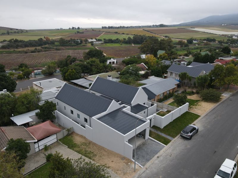 House For Sale in Wellington - Photo 8