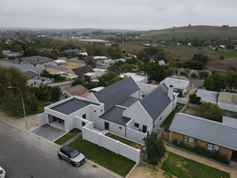 House For Sale in Wellington - Photo 7