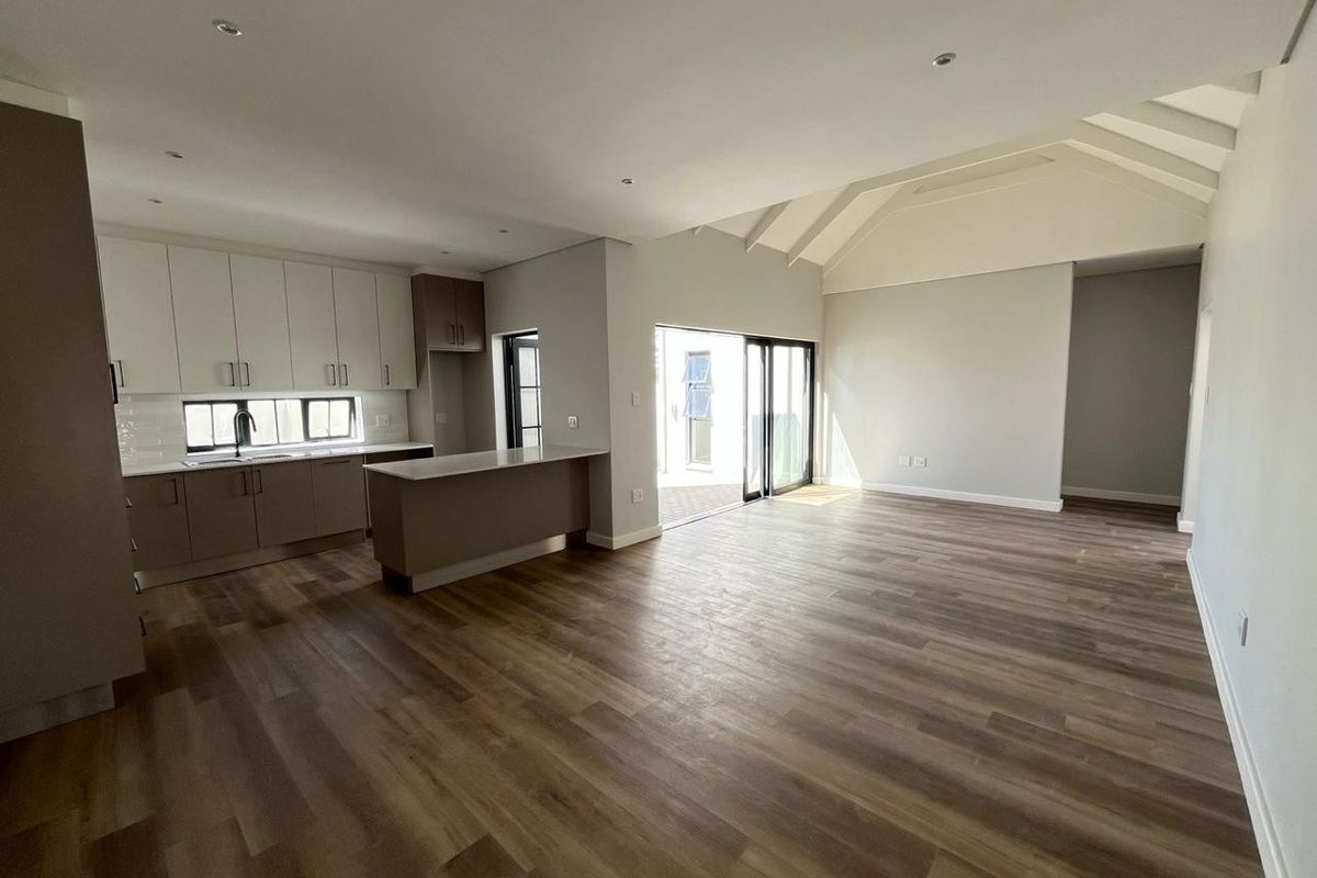 LUXURY RETIREMENT FOR 50's AND UP - OFF PLAN - FREESTANDING SINGLE-STOREY HOME - NO TRANSFER COST - - Photo 2