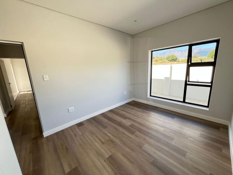 LUXURY RETIREMENT FOR 50's AND UP - OFF PLAN - FREESTANDING SINGLE-STOREY HOME - NO TRANSFER COST - - Photo 7