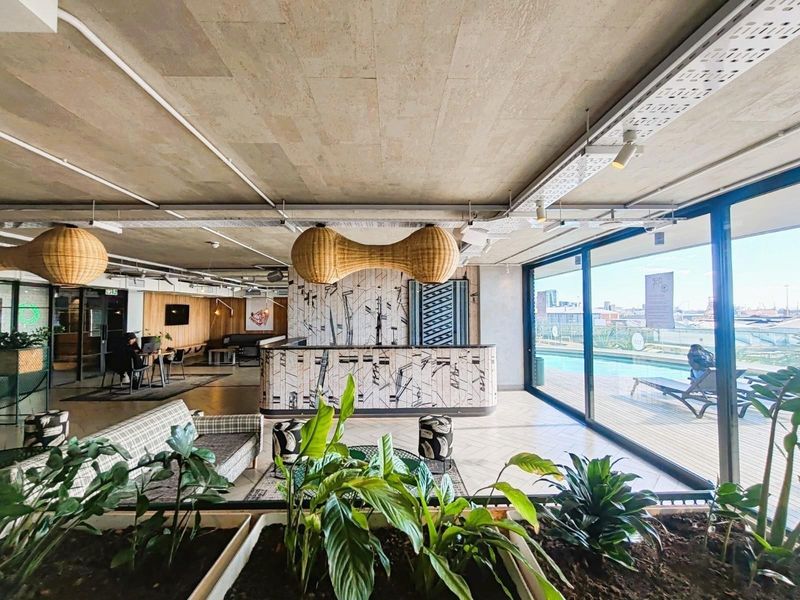 Apartment For Sale in Woodstock, Cape Town - Photo 5