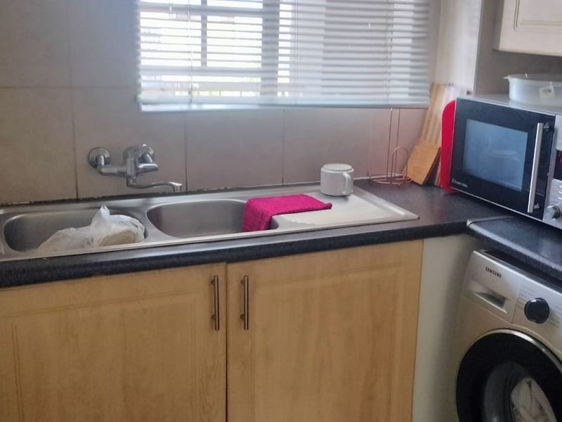 2 Bedroom Apartment for Sale in Monavoni,Centurion - Photo 3