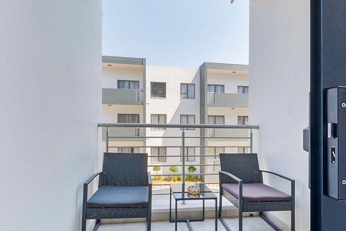 Apartment For Sale in Carlswald, Midrand - Photo 5